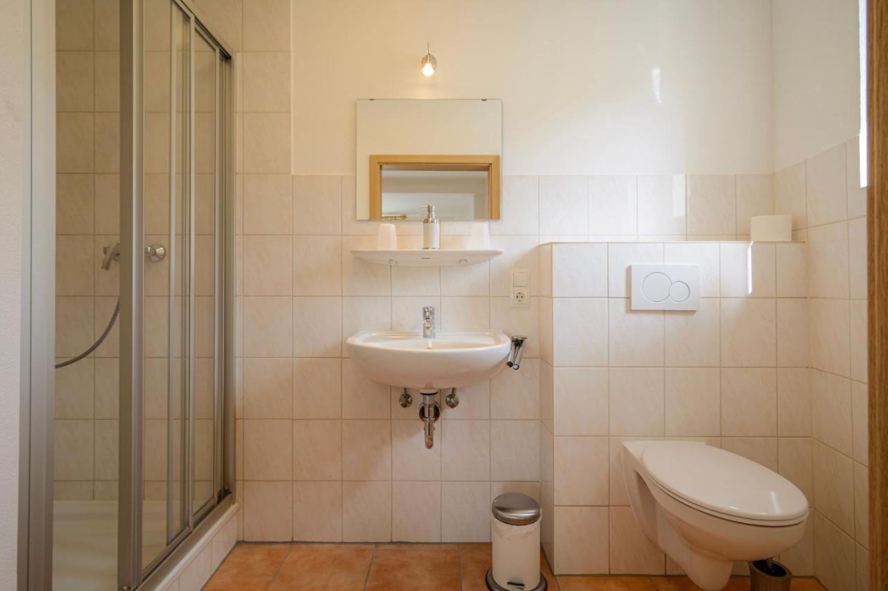Hotel Zum Engel In Speyer - Roemerberg Berghausen  Εξωτερικό φωτογραφία
